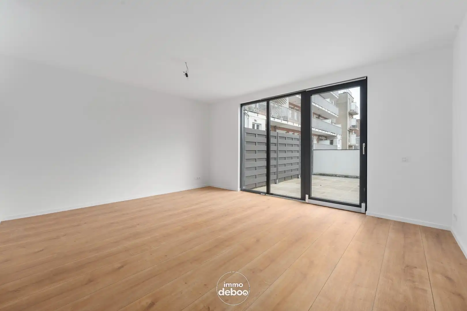 Instapklare bel-etagewoning van 260 m², volledig gerenoveerd in 2024, EPC B en zuidgerichte tuin nabij centrum en zee foto 17
