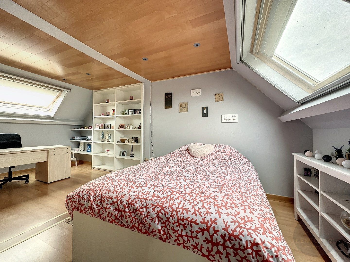 RUIME en LICHTRIJKE woning!! foto 18