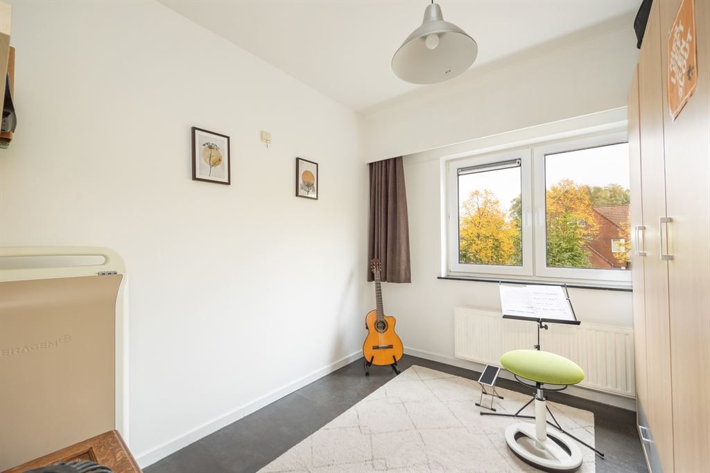Energiezuininge woning in groene wijk foto 17