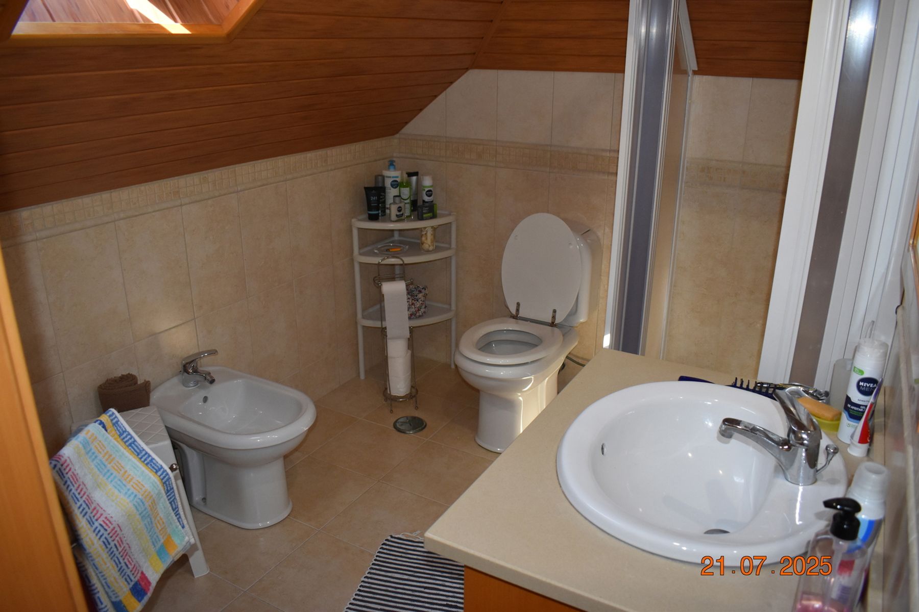 Charmante Duplex met 3 Slaapkamers in het Hart van Nazaré – Slechts 50m van het Strand!  foto 12