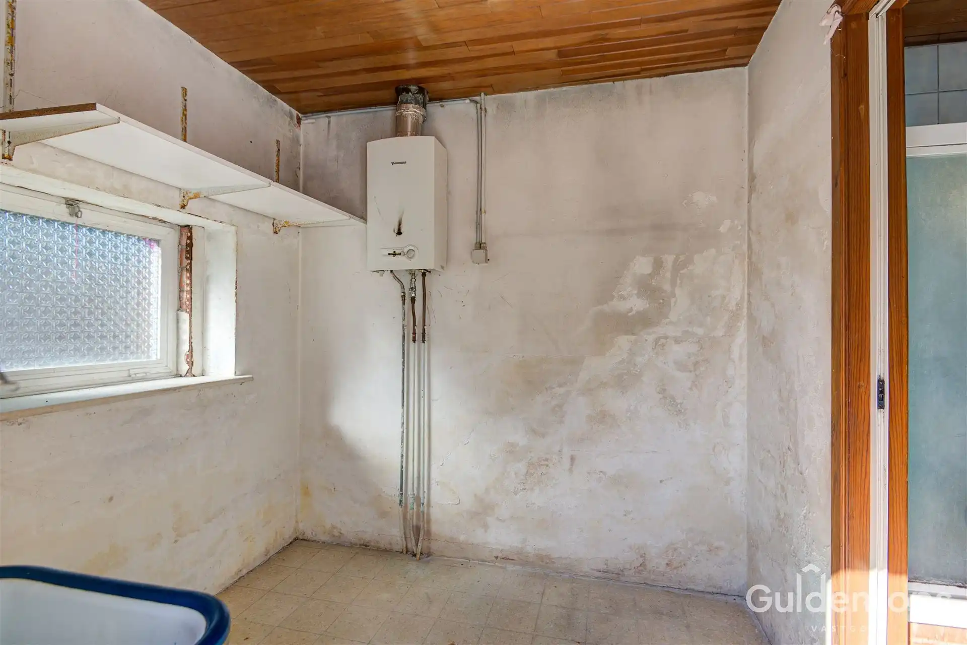 Te renoveren gezinswoning met 3 slaapkamers en grote tuin. foto 26