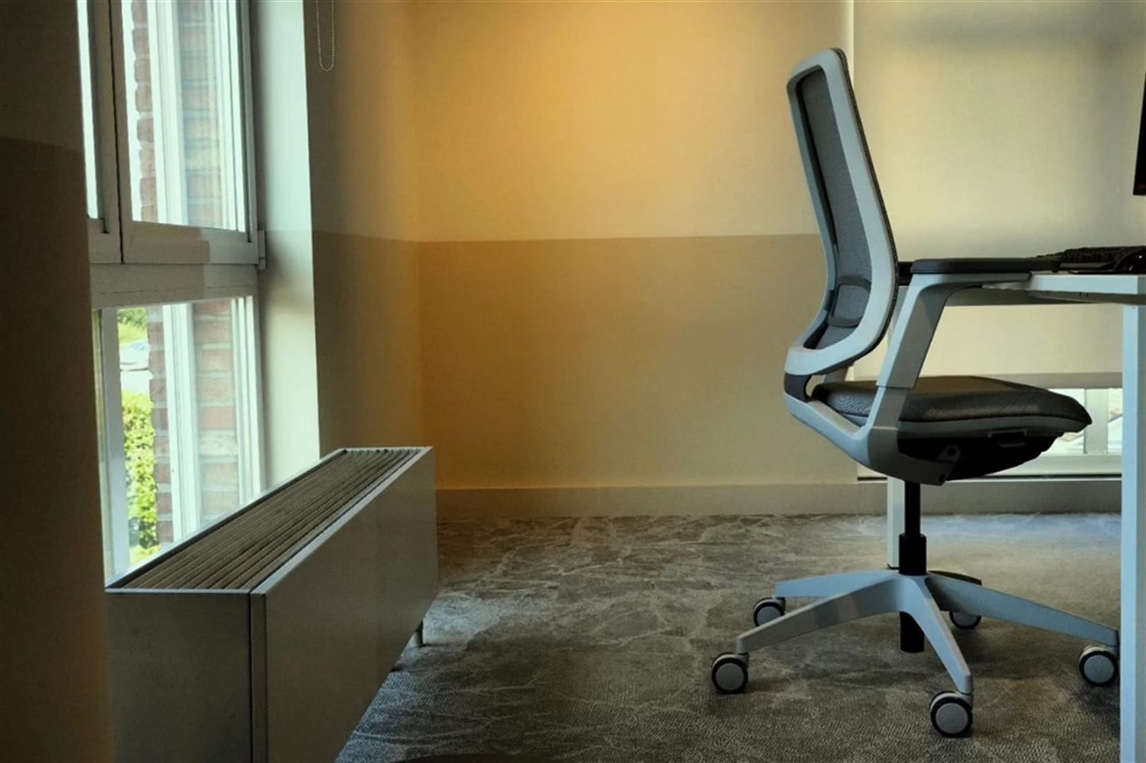 Moderne full service kantoren langs Brugsevaart foto 5