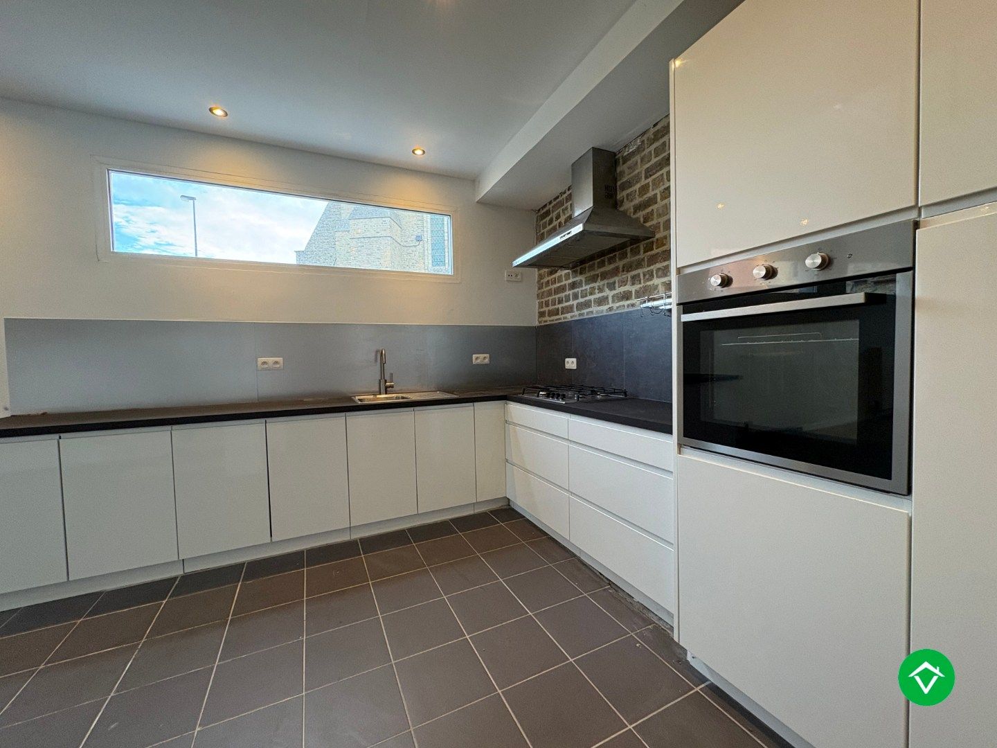 Te koop: gerenoveerde, lichtrijke woning met 3 slaapkamers en tuin te Middelkerke foto 23