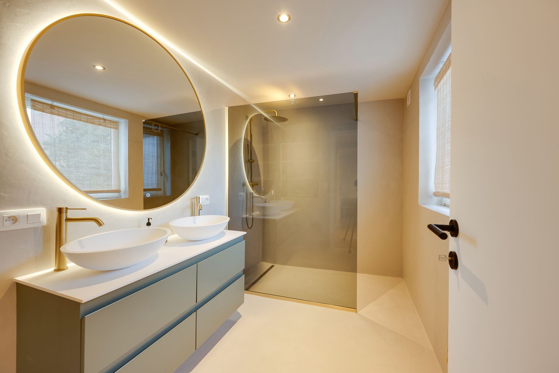 Stijlvolle duplex met garage in verborgen oase op 't Zuid foto 9