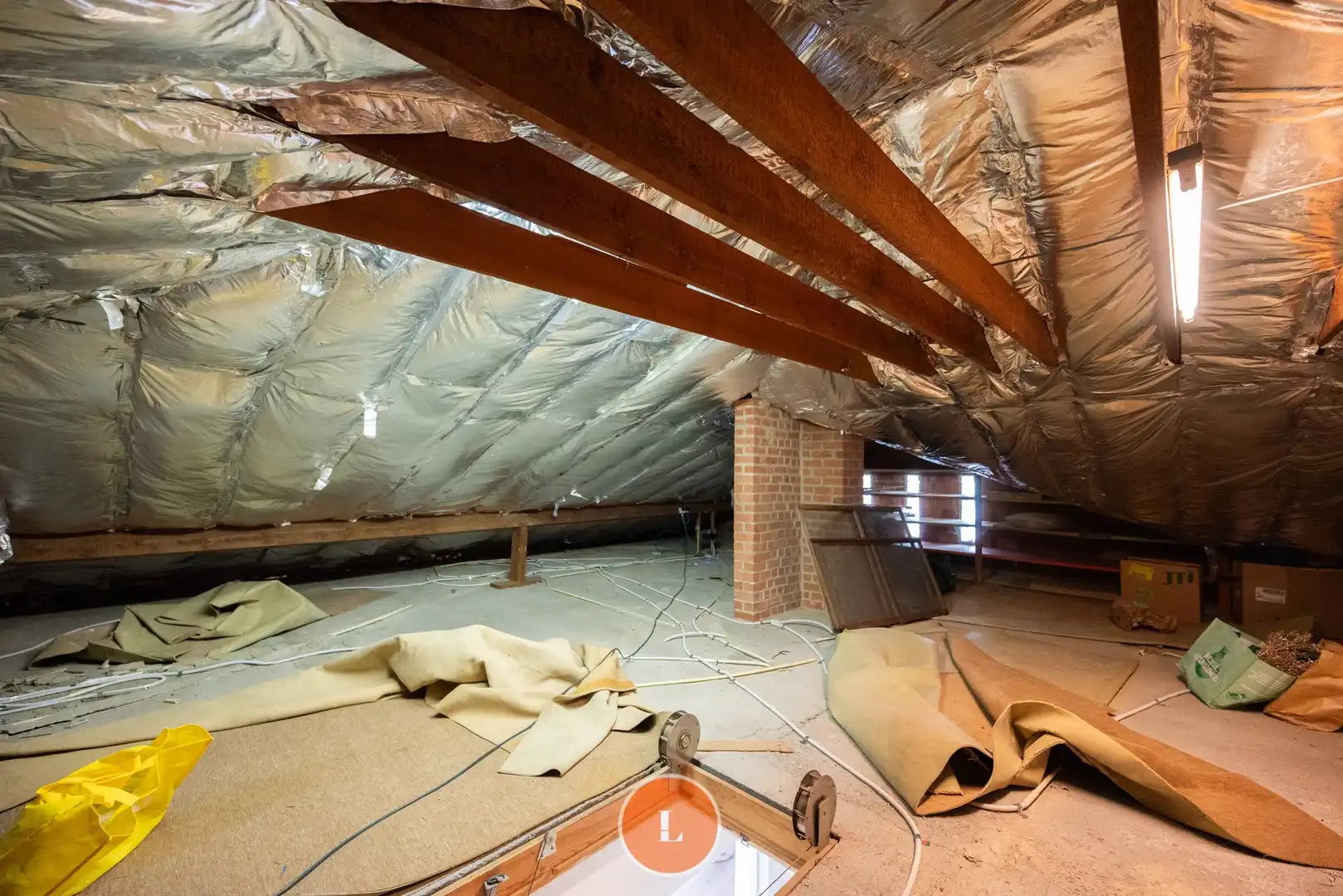 Charmante gerenoveerde halfopen woning met karaktervolle gevel foto 23