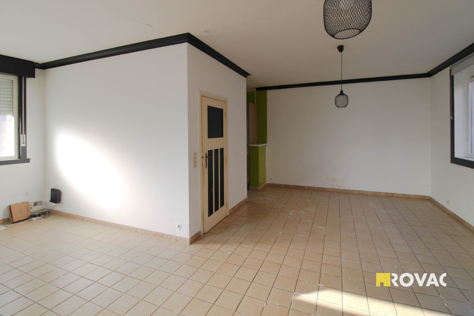 Te renoveren hoekwoning met garage! foto 4