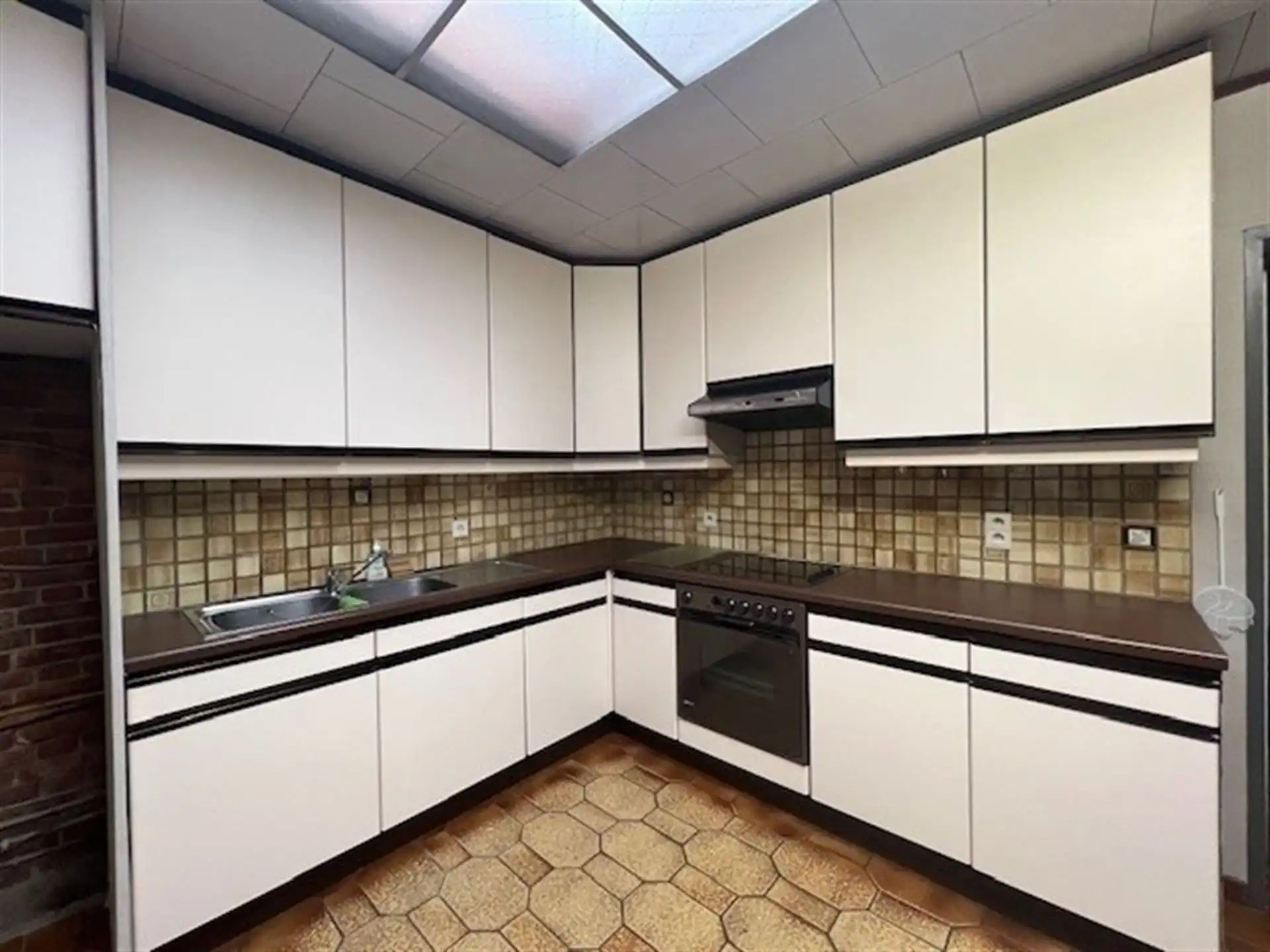 Gunstig gelegen woonhuis met garage! foto 5