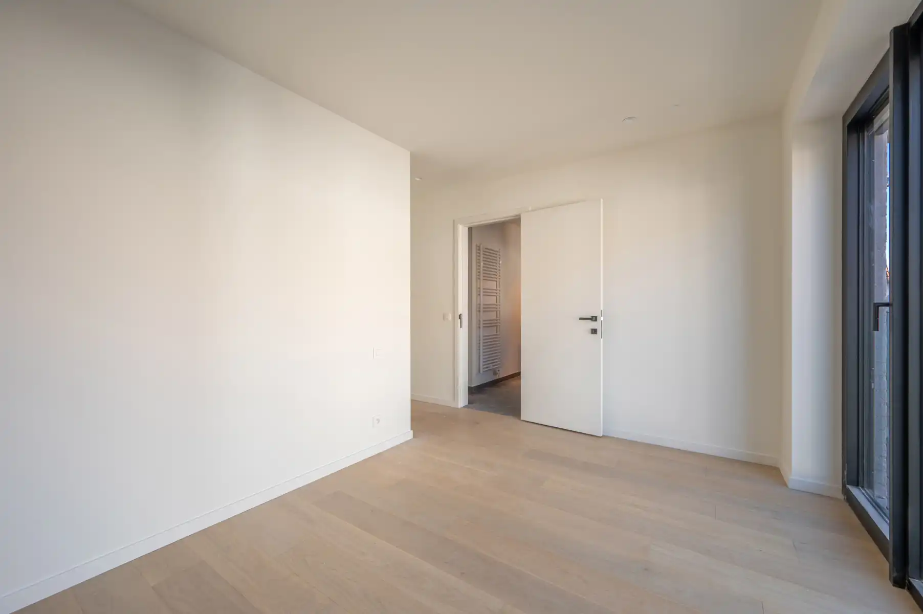 Nieuwbouw - ongemeubelde koppelvilla in rustige,  residentiële wijk te Knokke-Heist  foto 18