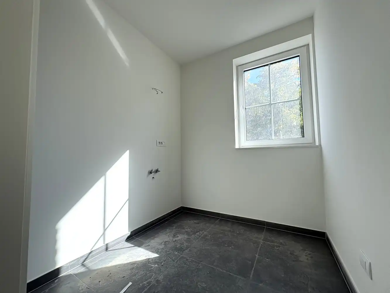 Nieuwbouwwoning met 3 slaapkamers + zonnige tuin in het centrum van Varsenare foto 11