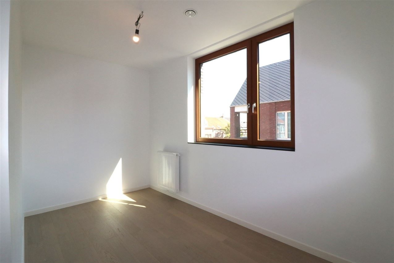 Bijzonder opgevat penthouse, 2 slpk., garage, groot terras foto 17