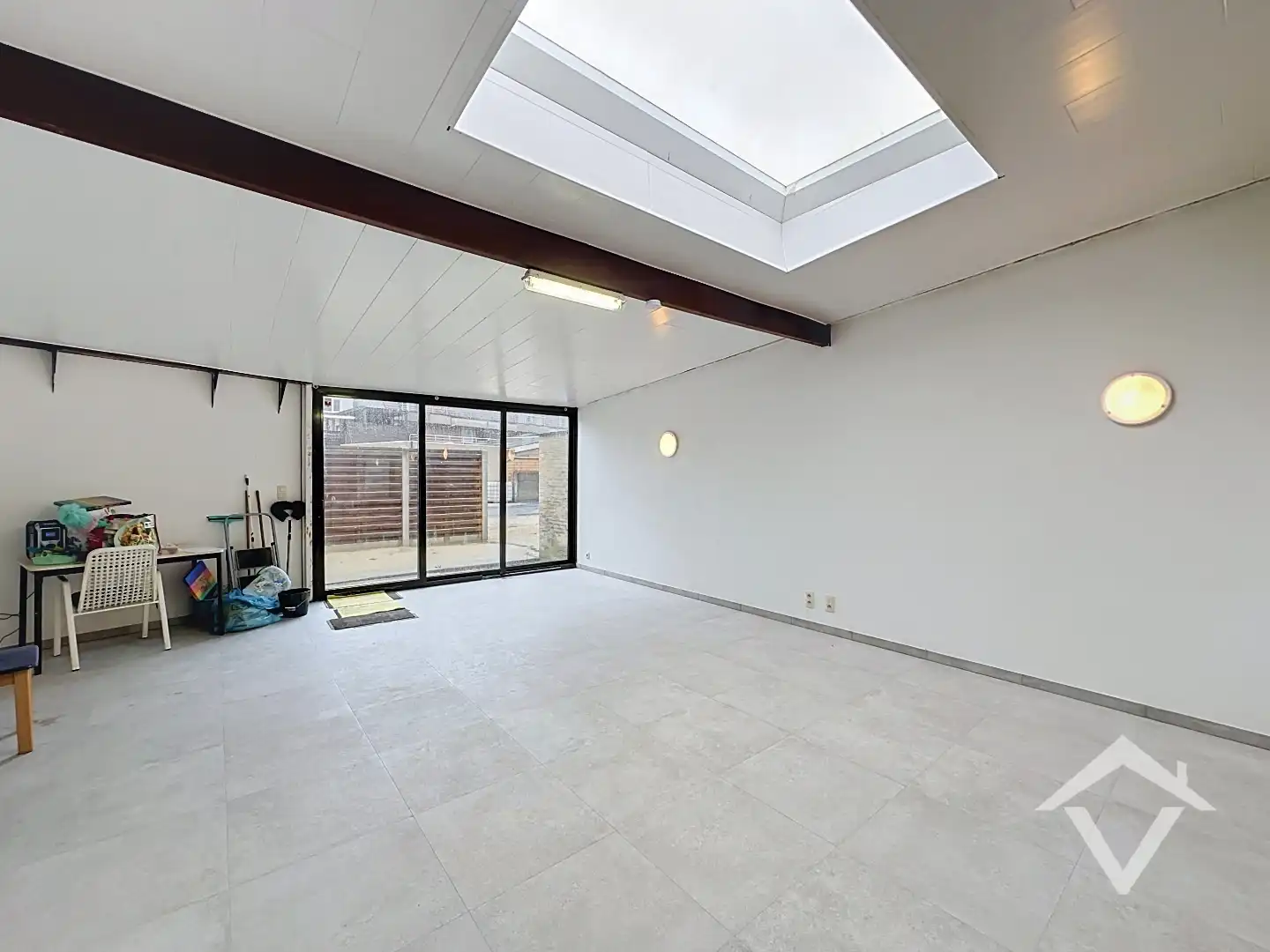 Volledig gerenoveerde woning met 3 slaapkamers en garage te Koekelare foto 12