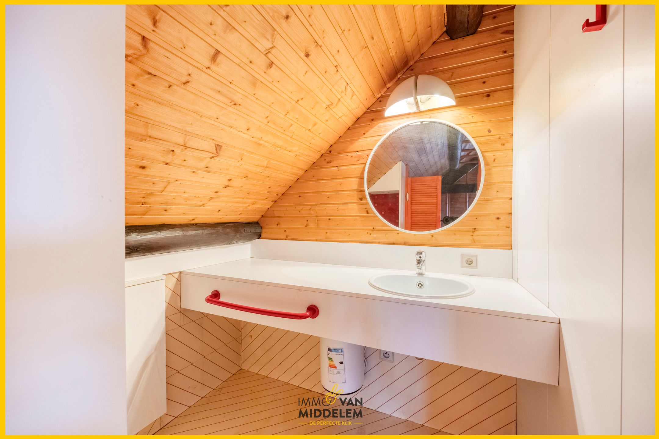 GEZINSWONING MET 4 KAMERS, GARAGE EN TUIN foto 15