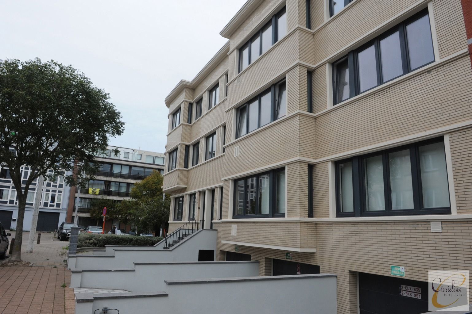 Opbrengsteigendom met 3 appartementen foto 4