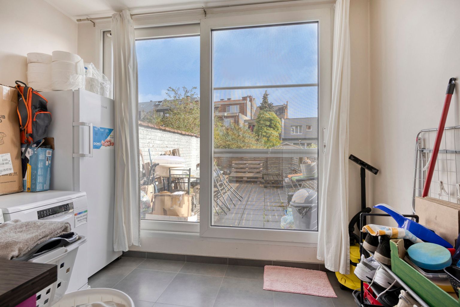  instapklaar 1-slaapkamerappartement met ruim terras foto 9