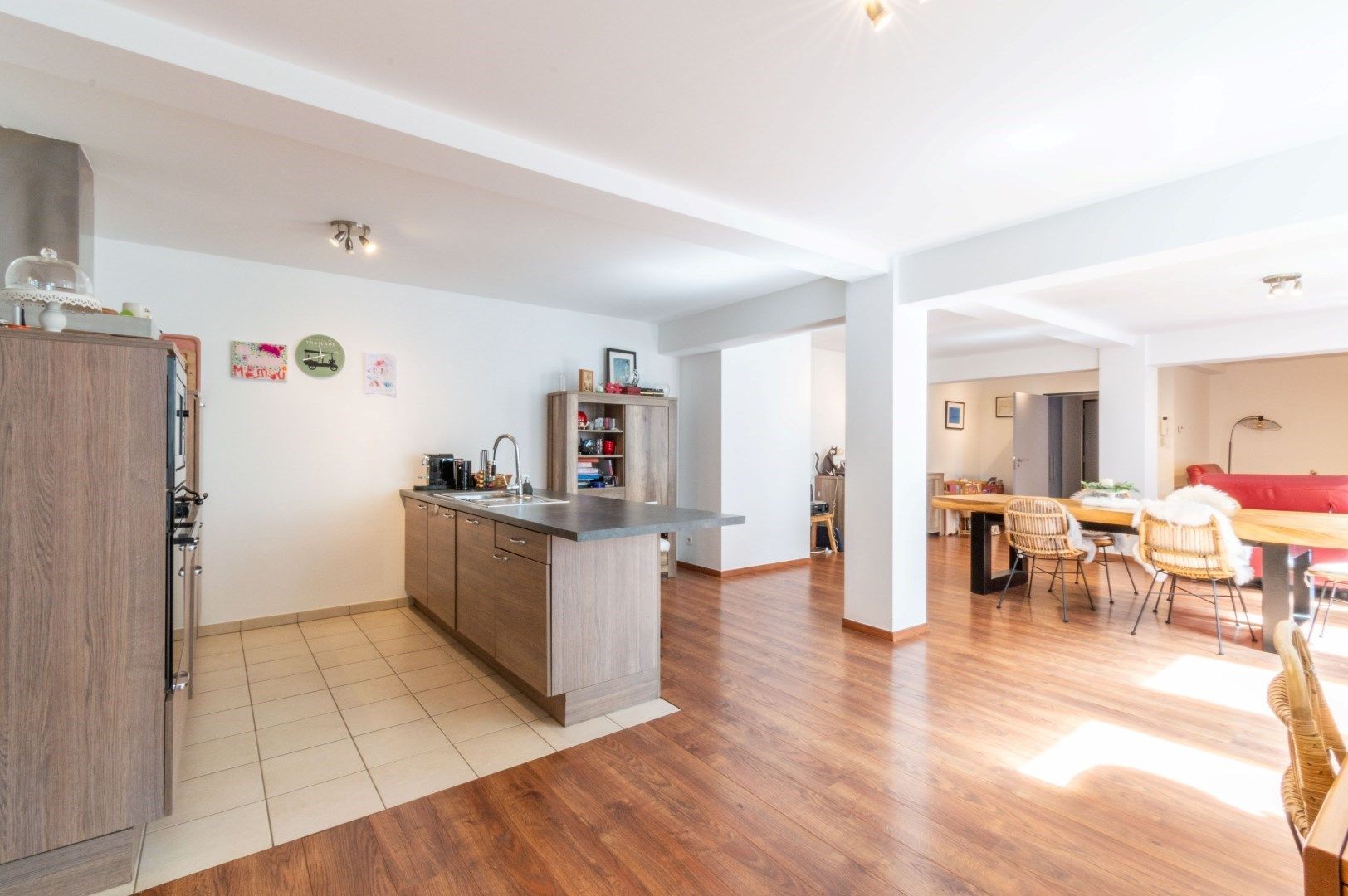 !!! OPTIE !!! Een ruim loft - appartement, volledig ingericht met alle comfort foto 3