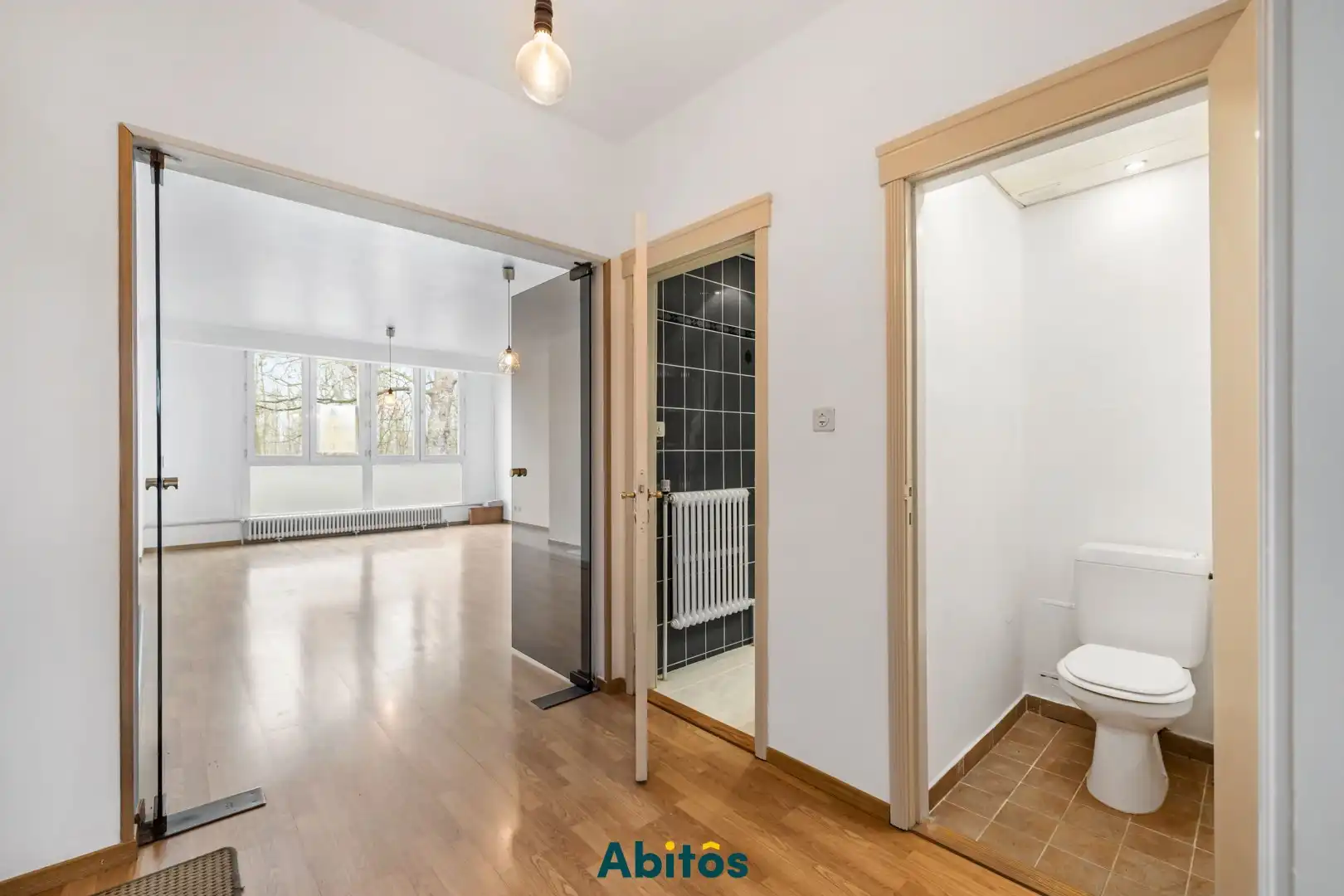 Twee slaapkamerappartement met garagebox foto 19