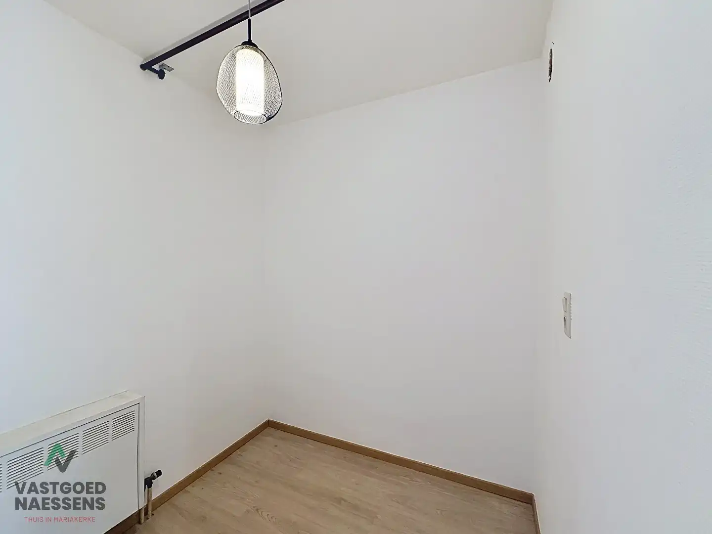 STUDIO MET SLAAPHOEK VLAKBIJ ZEEDIJK  foto 6