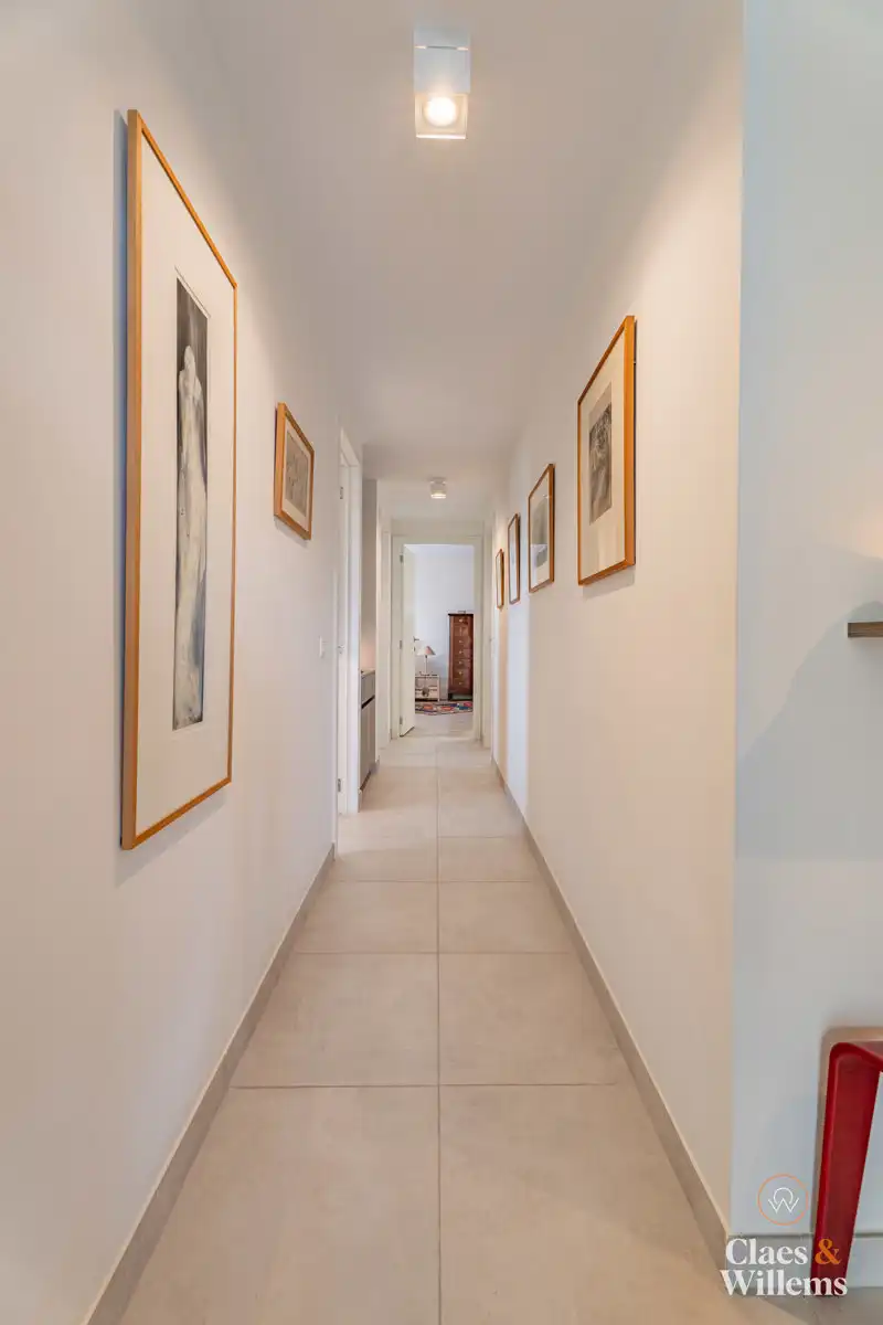 Stijlvol 3 slaapkamer appartement met terras te Halle foto 9