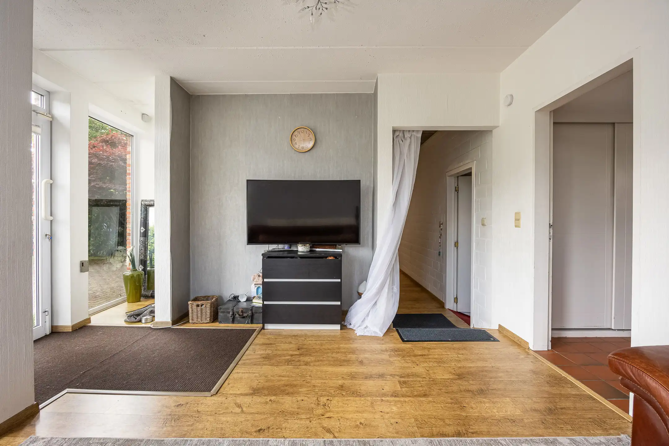 Ruime woning met 4-5 slpks en bedrijfsruimte in Turnhout. foto 14