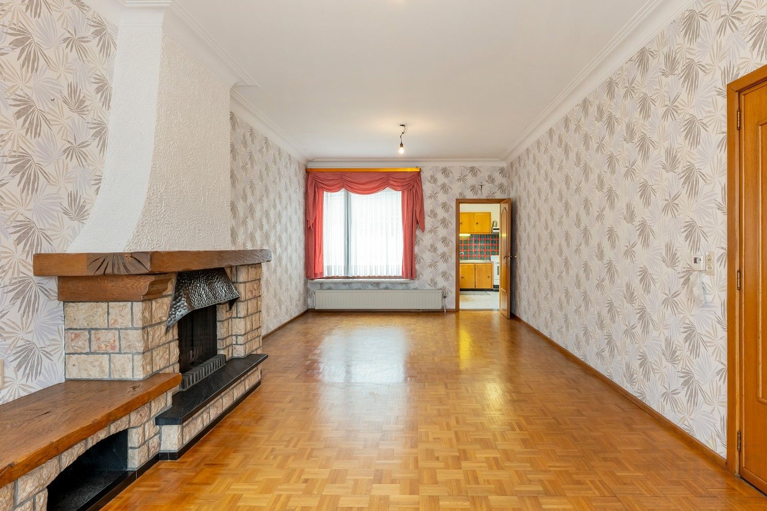 Gesloten bebouwing 219m² met naastliggend bouwgrond 231m² foto 11