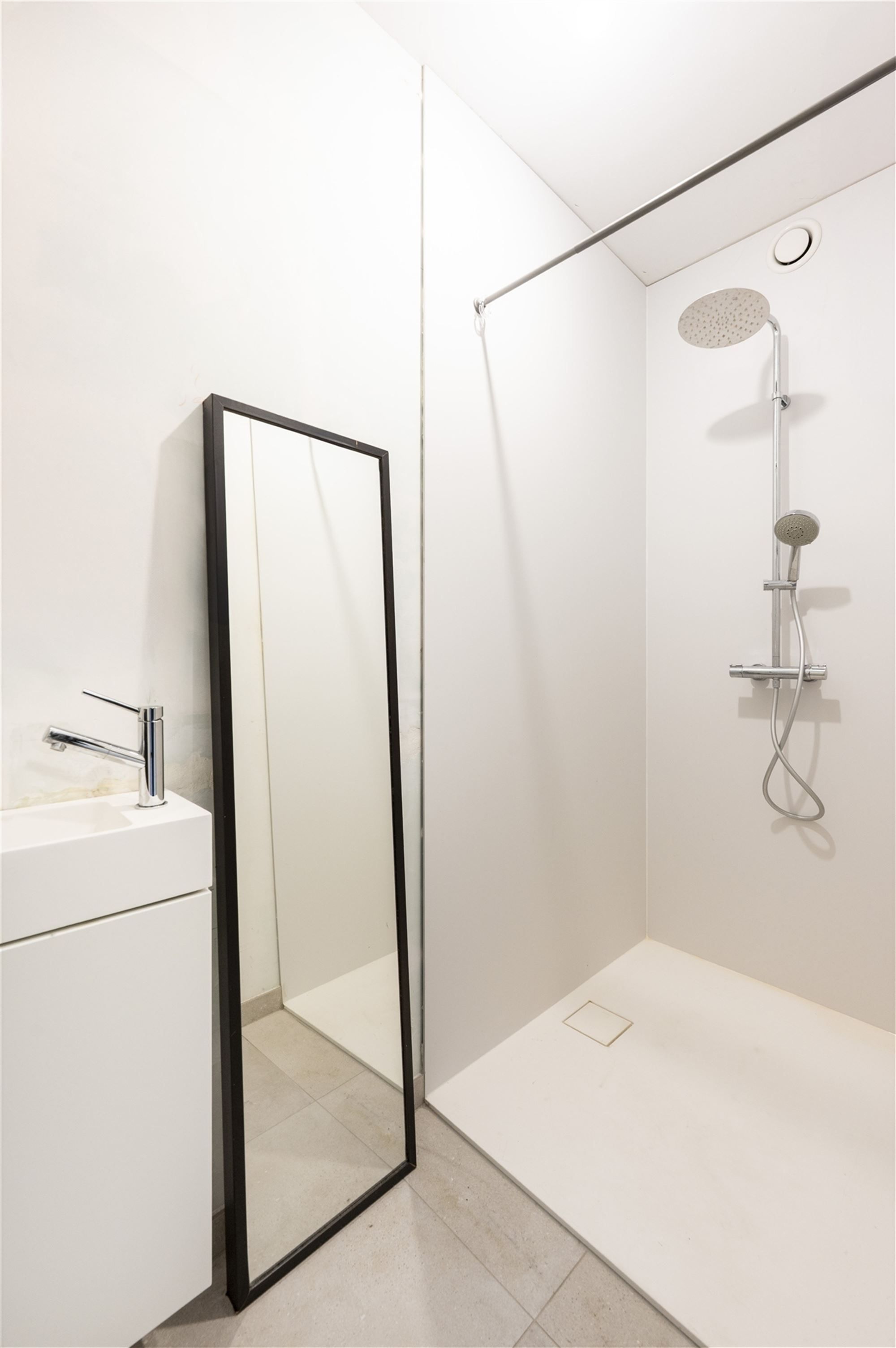 Ruim nieuwbouw app met 2 slk, 2 bk & 2 terrassen foto 19