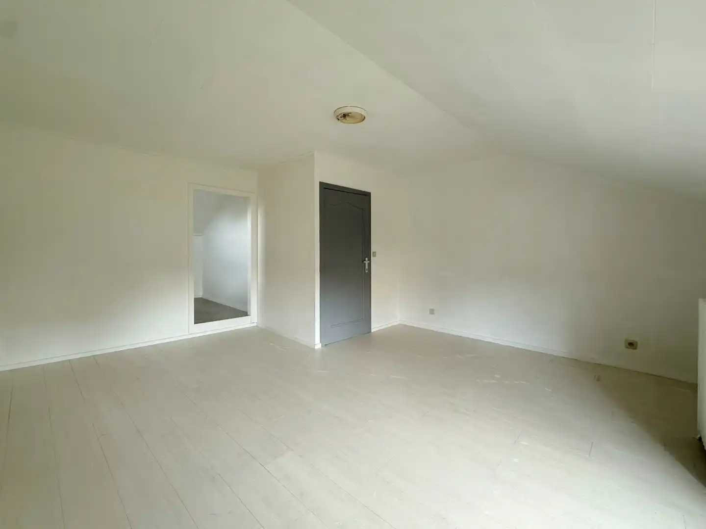 Ruime gezinswoning in Tildonk foto 15