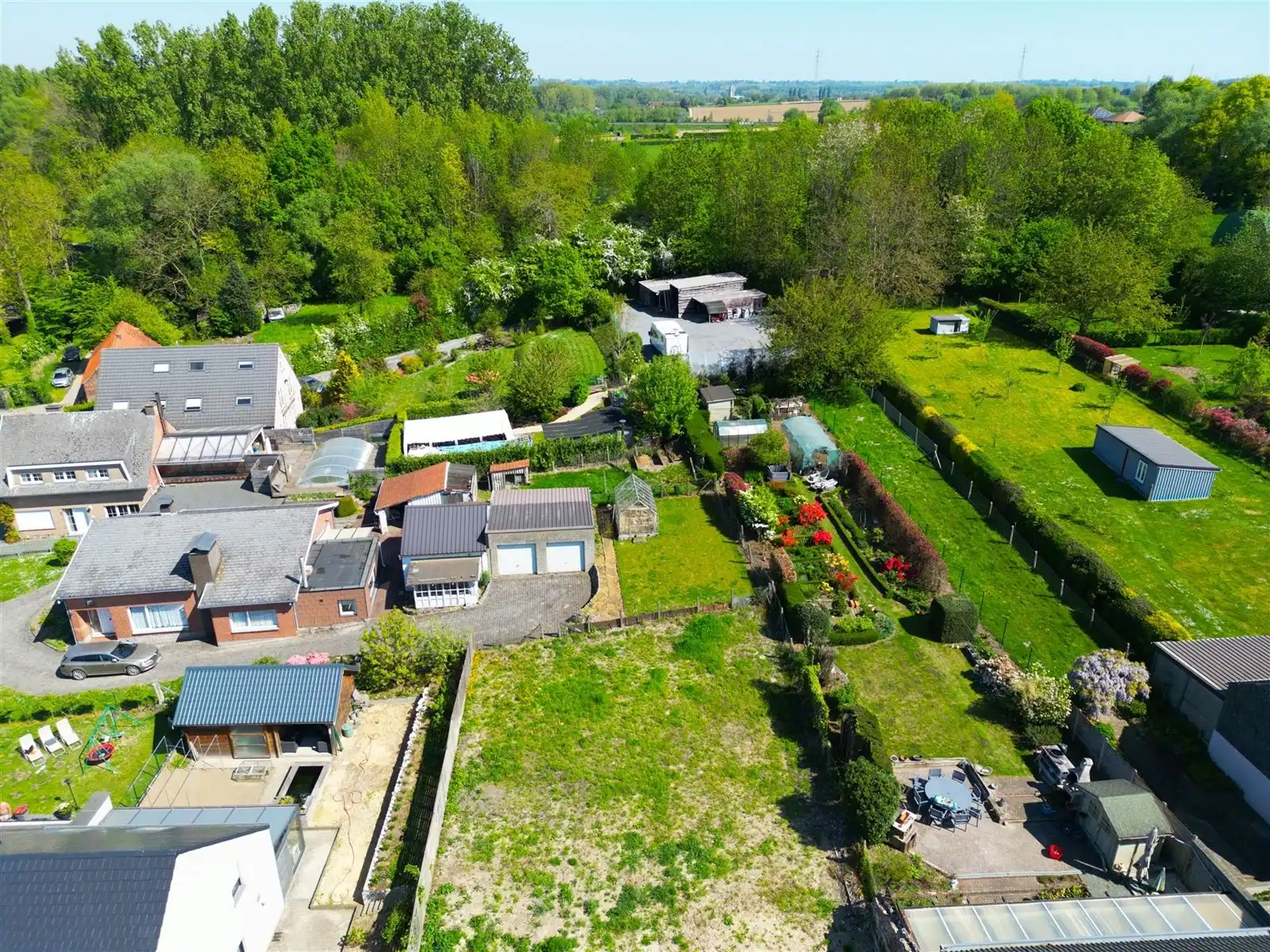 Bouwgrond voor gesloten bebouwing op toplocatie foto 4
