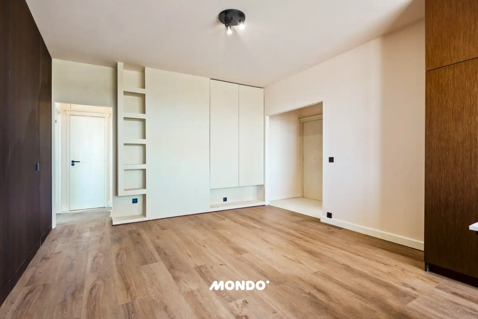 Exclusief appartement met panoramisch zicht op Antwerpen foto 4