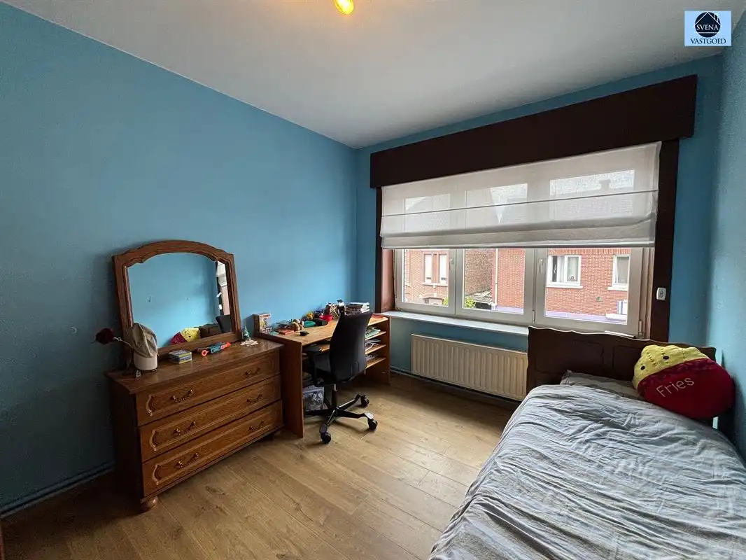 SOLIDE RUIME WONING MET 6 SLAAPKAMERS foto 12