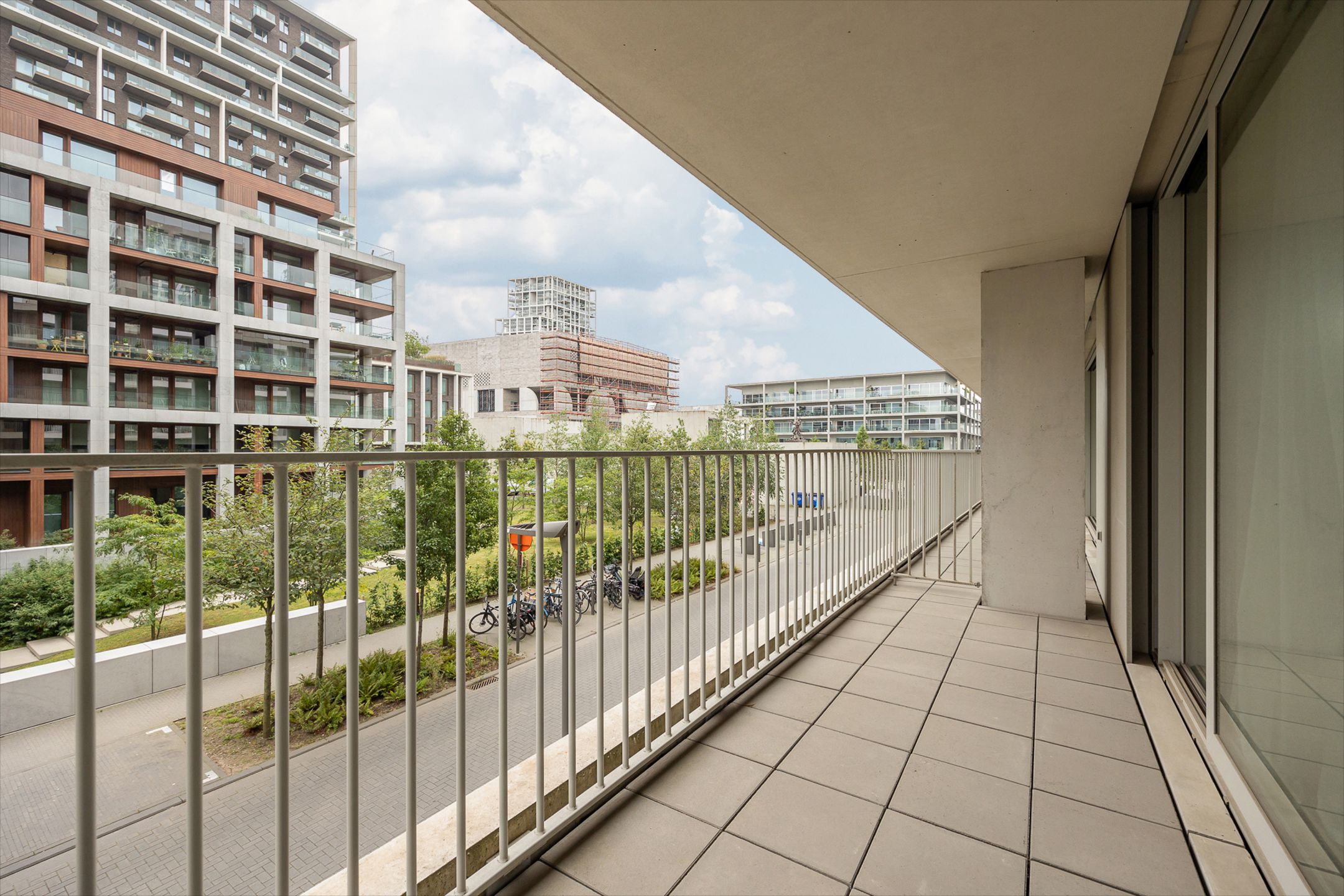 ANTWERPEN - ZUID  - Twee slaapkamer appartement met ruime terrassen! foto 15