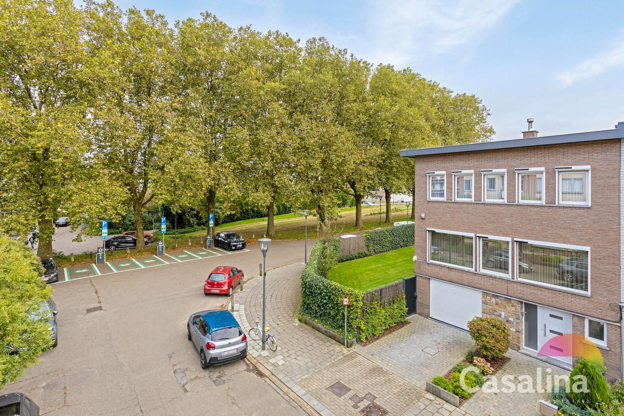 Prachtige, zeer goed onderhouden 3-gevel BEL-ETAGE woning foto 25