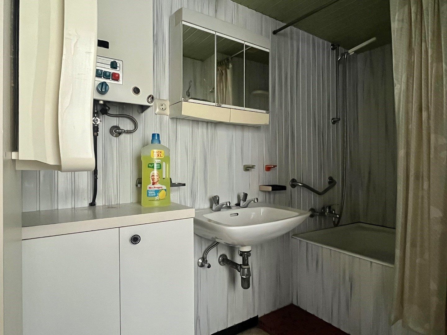 Op te frissen woning op ideale ligging!  foto 9