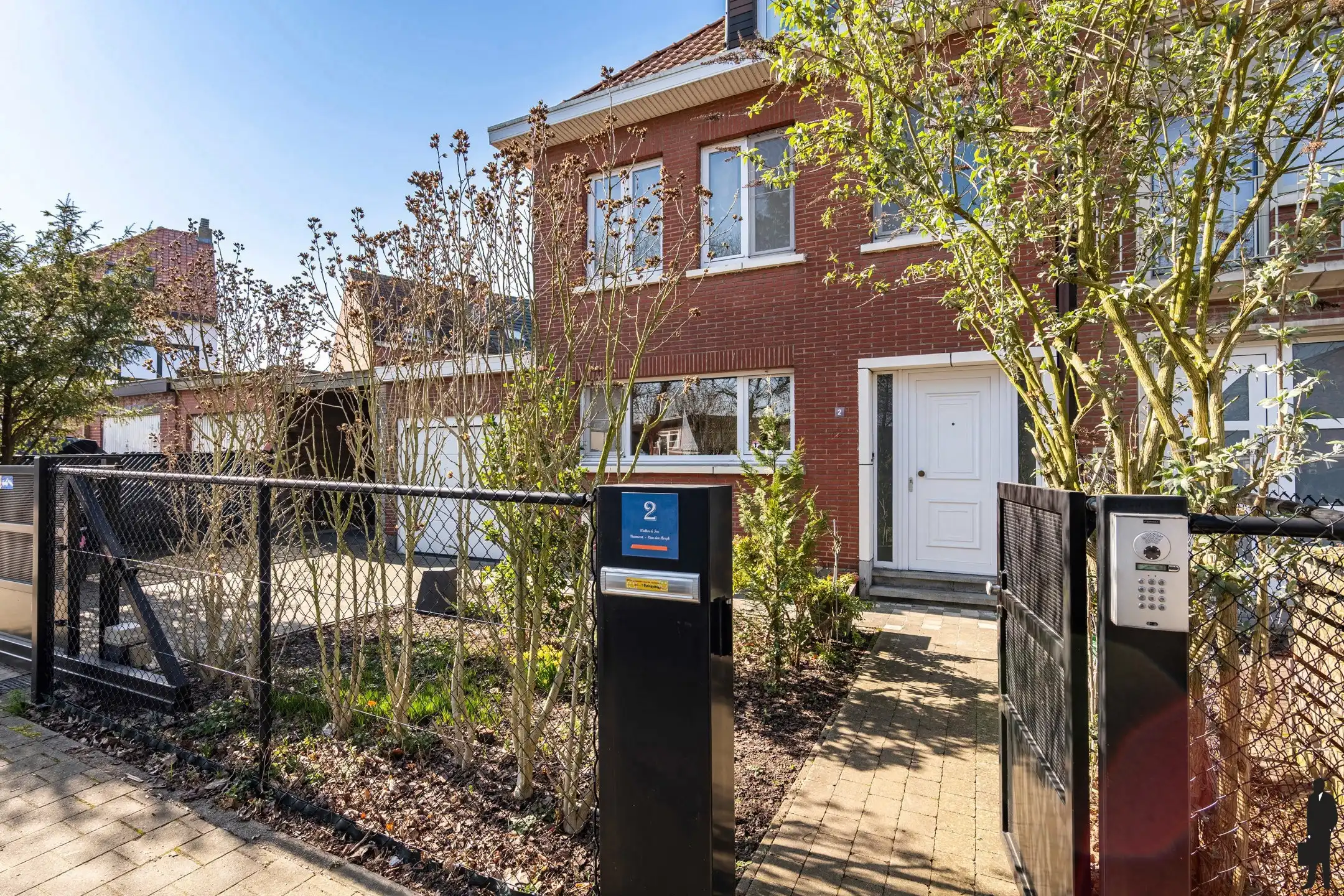 Instapklare HOB met 5 slpks, garage & zonnige tuin te Edegem foto 21