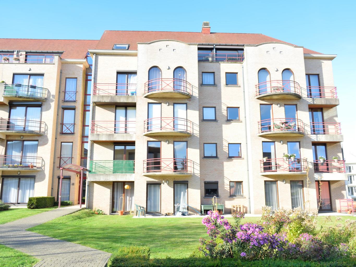 ()=>{if(producerUpdateValueVersion(node),producerAccessed(node),node.value===ERRORED)throw node.error;return node.value} Zevensterrenstraat 45/3 - 1082 Sint-Agatha-Berchem