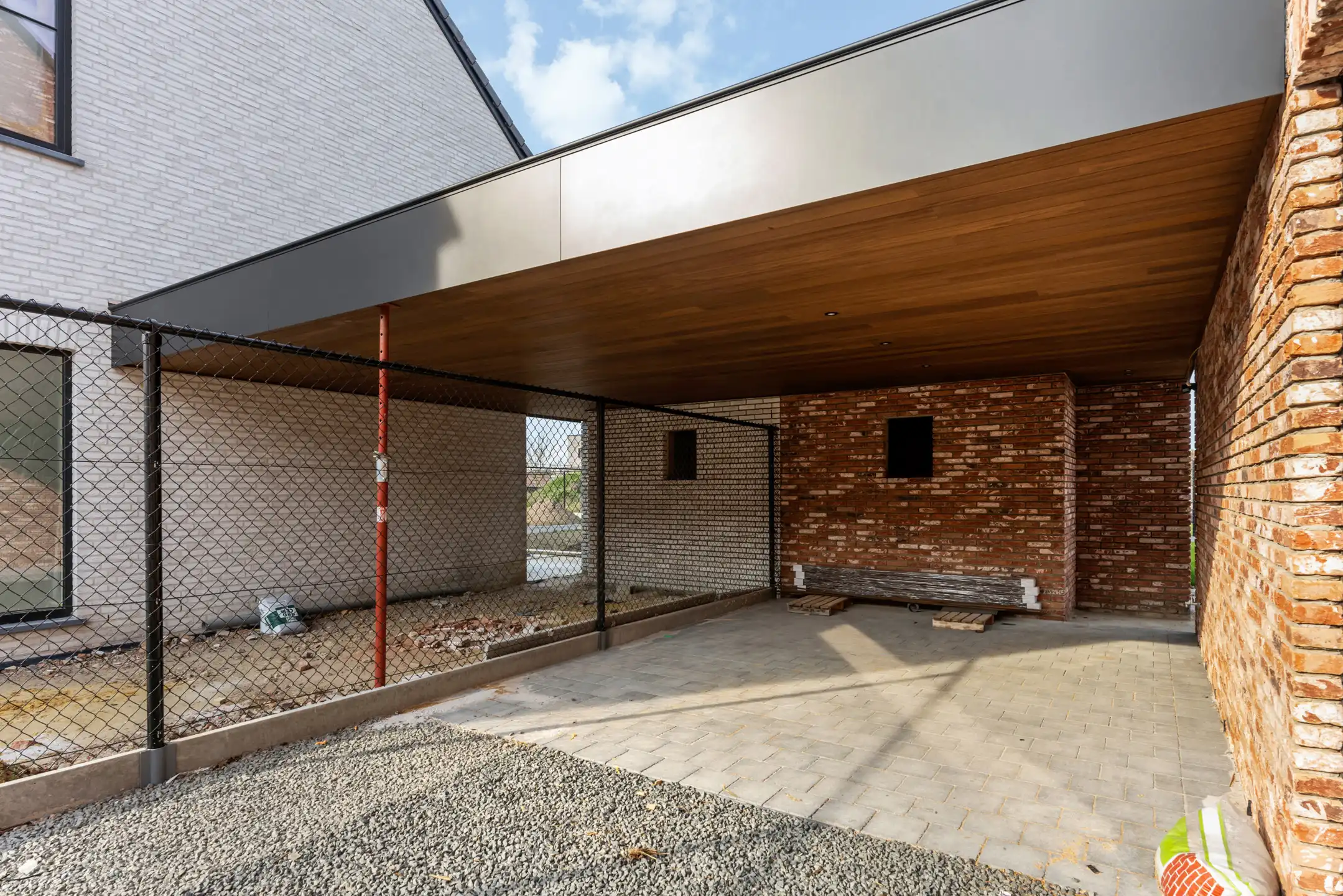 Charmante nieuwbouwwoning met carport te Zichen.  foto 8