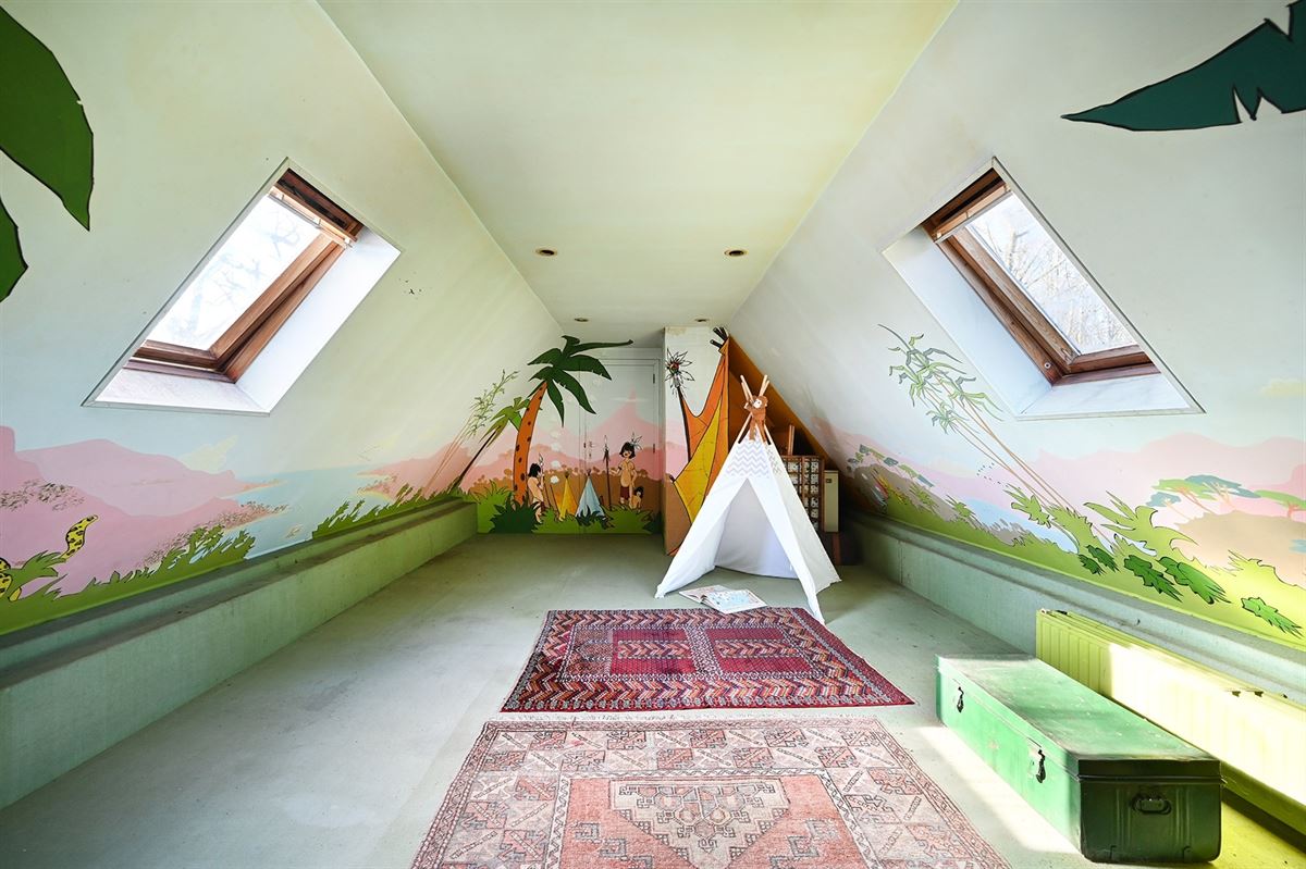Mooie villa met veel potentieel in de populaire wijk "De Sterre"

 foto 29