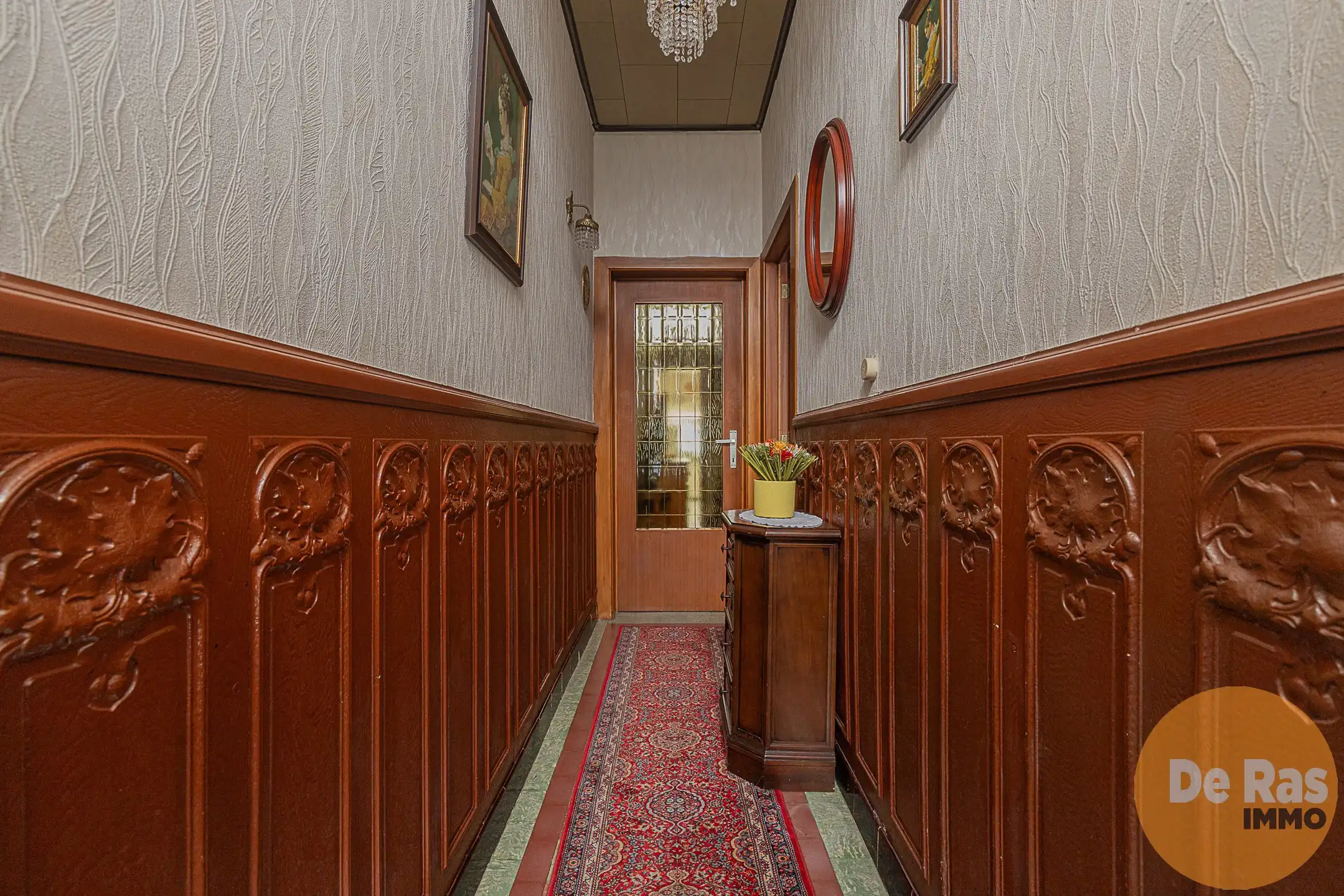 AALST - Te renoveren woning met 2 slpk en koer op topligging foto 2