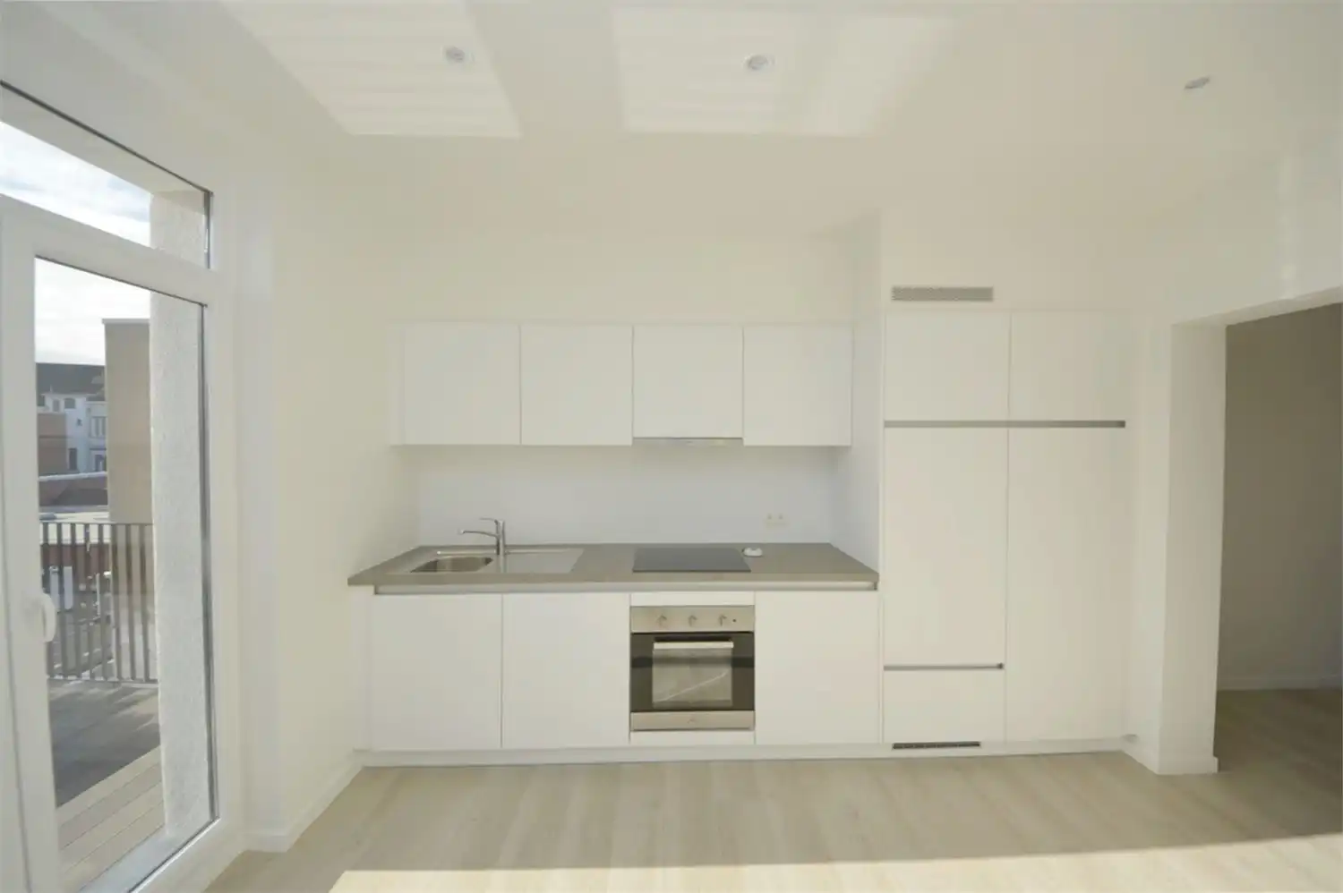 COMPLEET VERNIEUWDE DUPLEX MET TERRAS foto 6