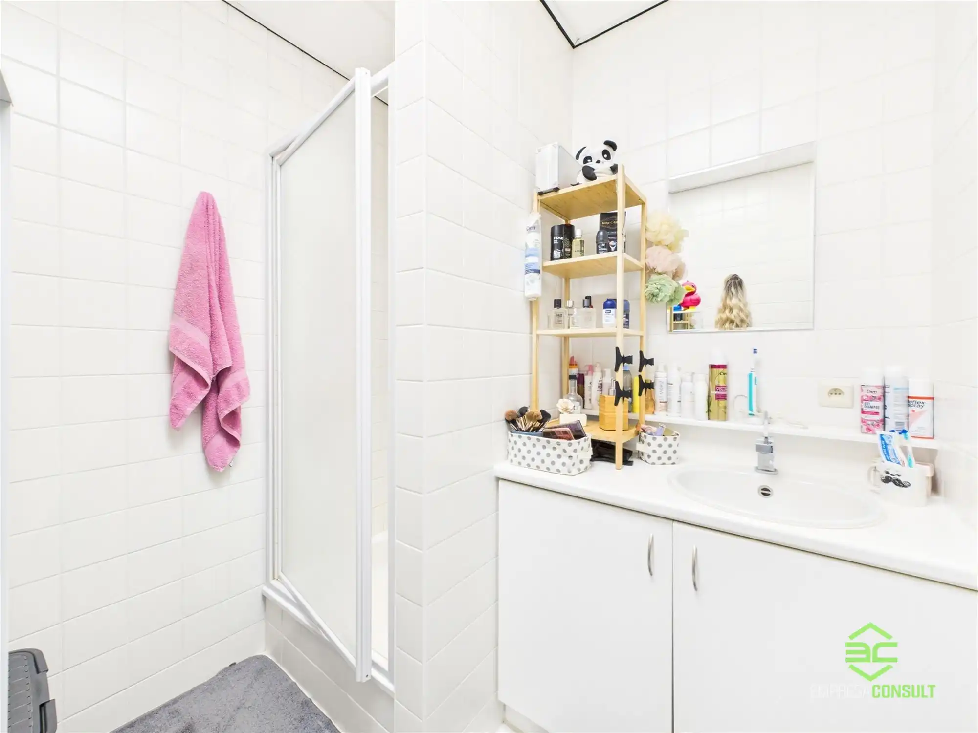 Instapklare werkplaats van 355m² met toonzaal en conciërgewoning! foto 28