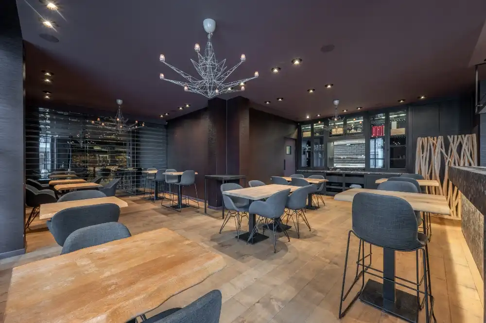 Instapklaar en stijlvol ingericht restaurant – onmiddellijk beschikbaar! foto 2