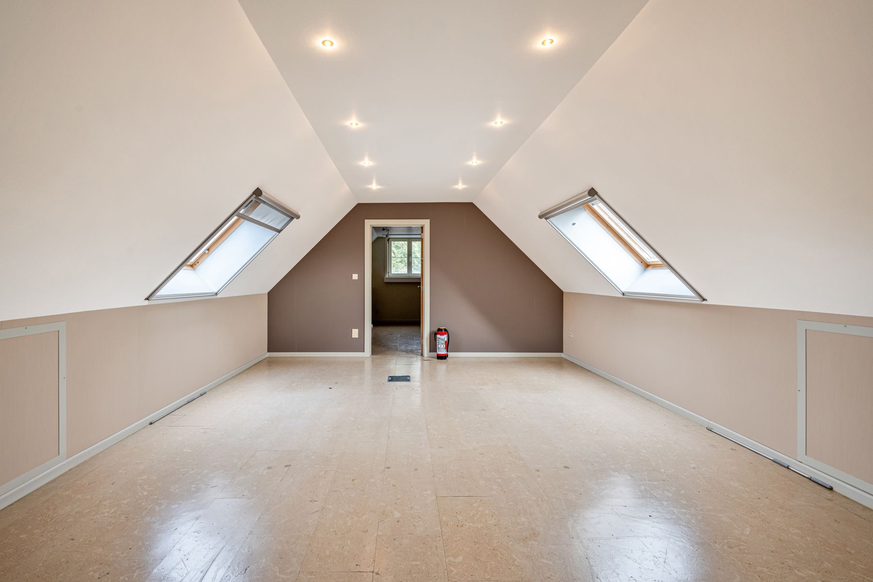 Project op 4320 m² met woning, loods + bouwgrond foto 13