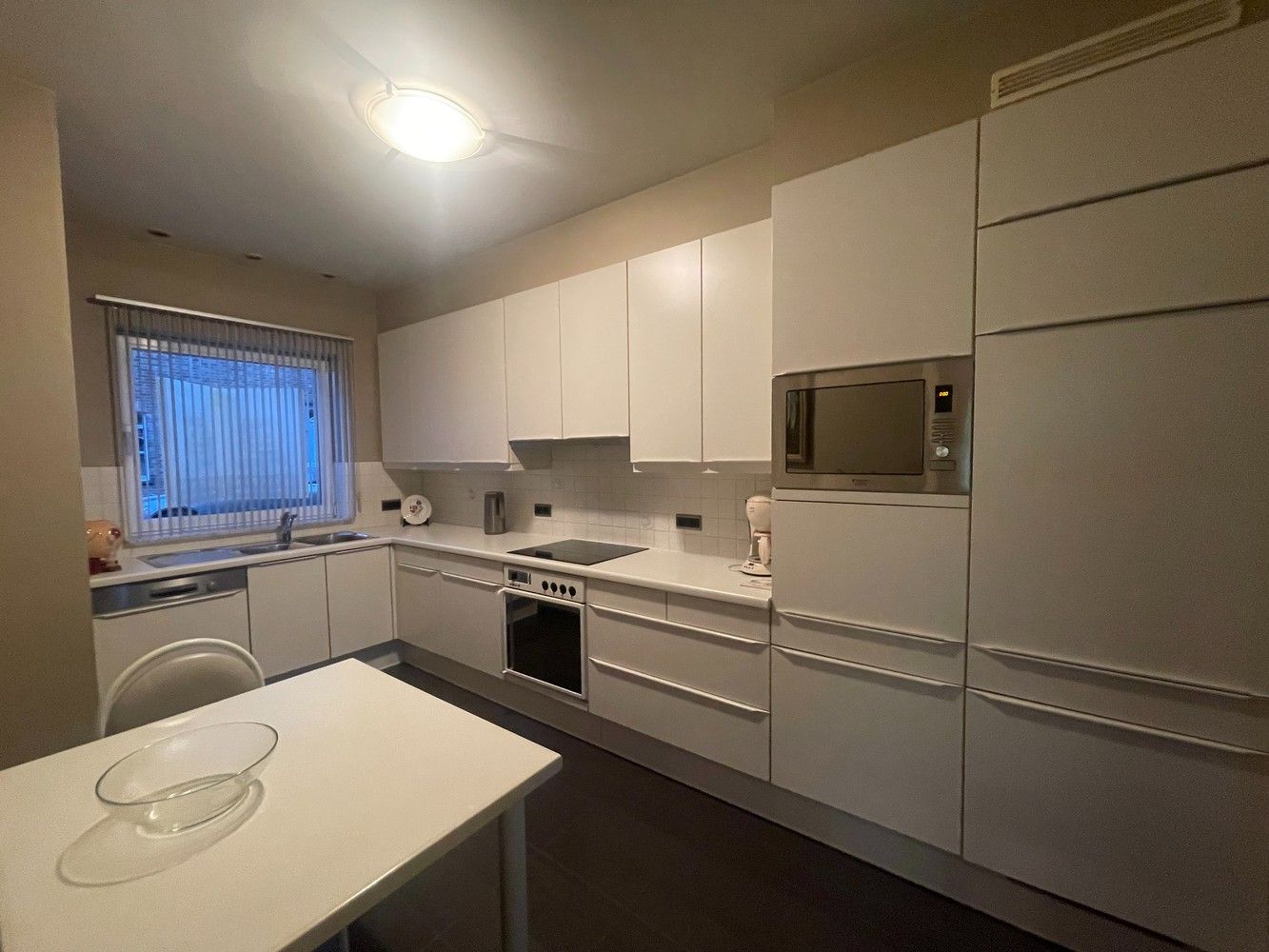 Gunstig gelegen woning met groot terras/tuin en aparte garage foto 7