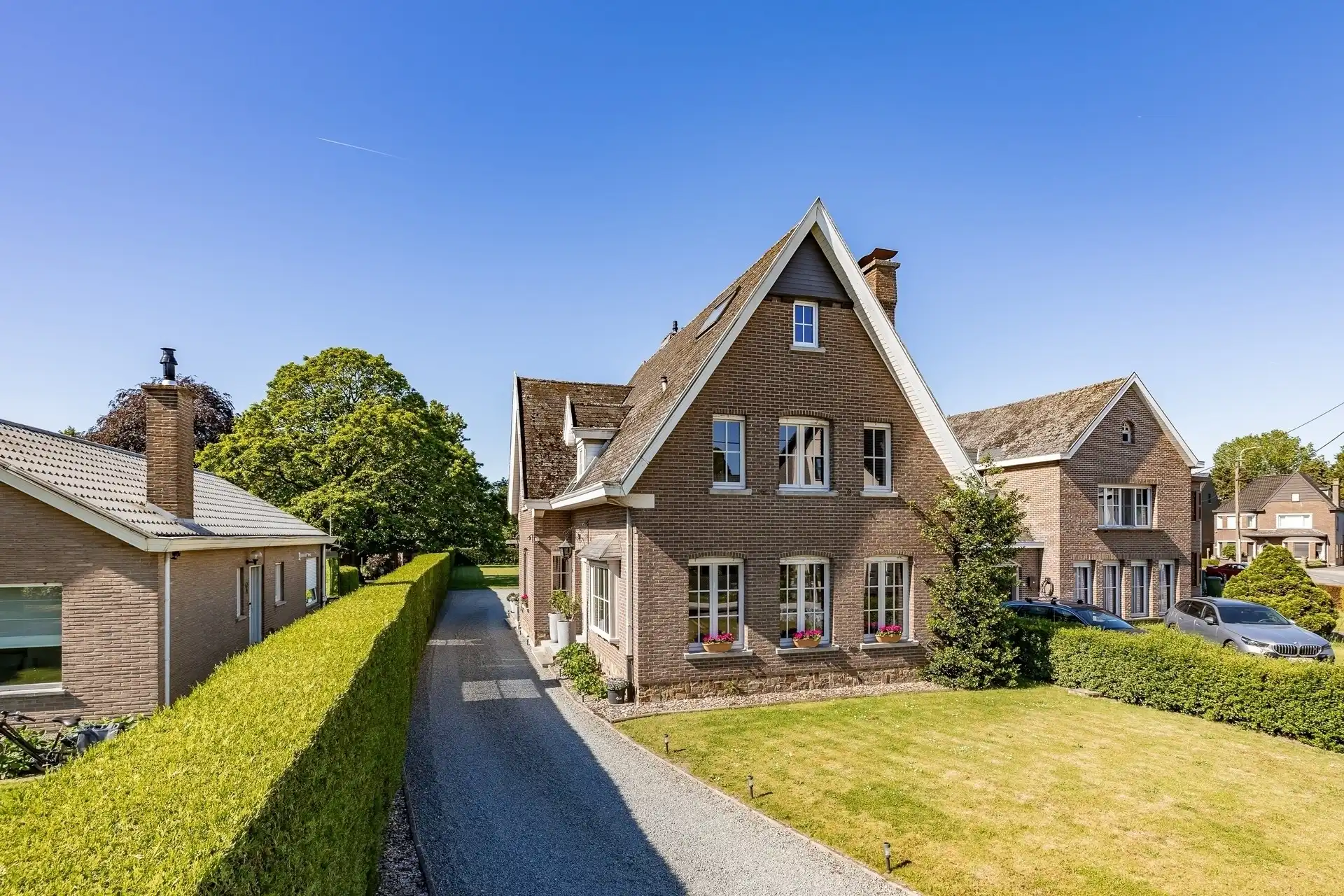Karaktervolle villa in het charmante Schellebelle met grote tuin foto 2