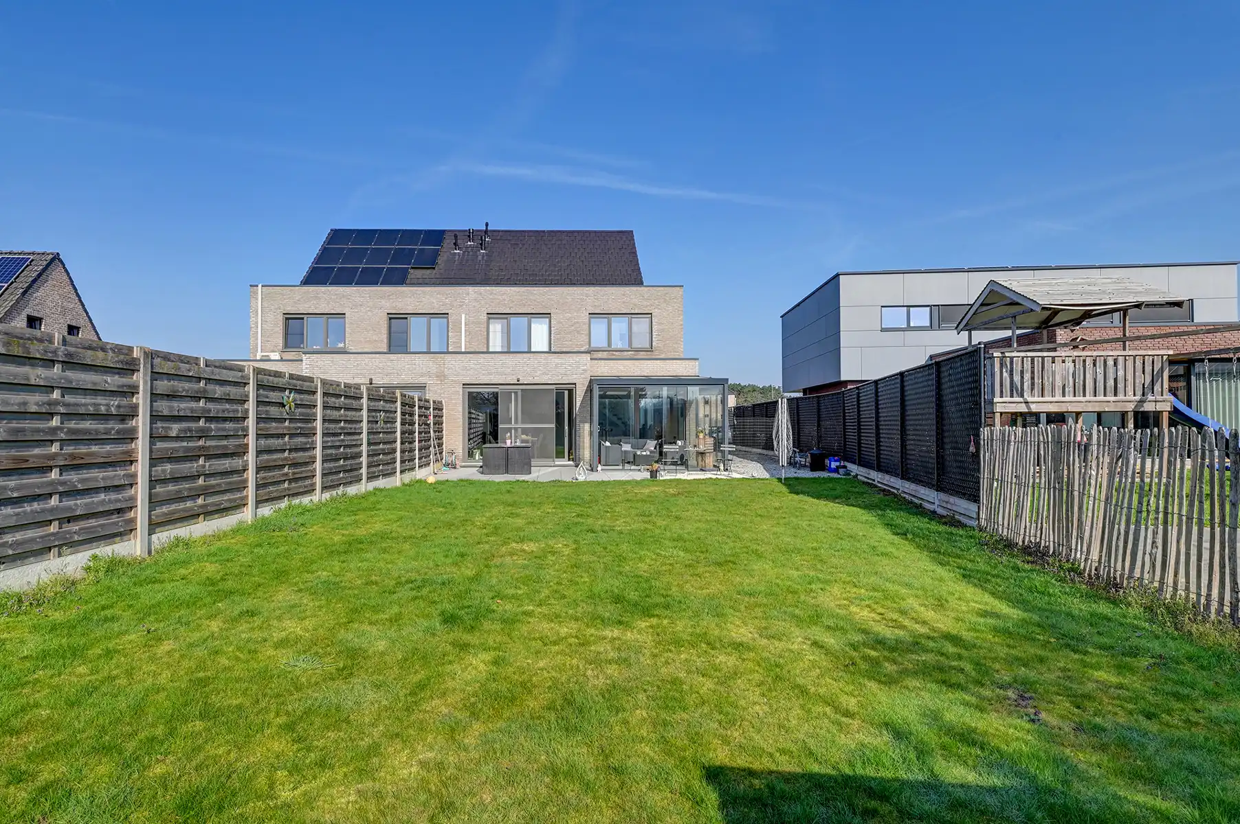 Moderne, lichtrijke gezinswoning met 3 slaapkamers nabij groene omgeving !!! foto 19