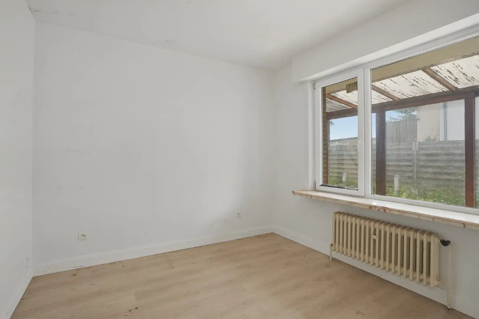 Bungalow op 959 m² met open zicht te Sijsele (Damme) foto 7