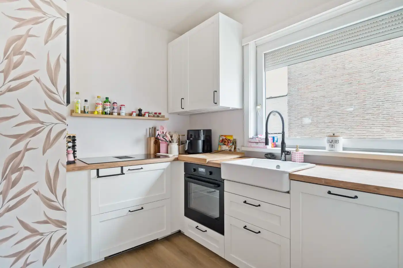 Instapklaar hoekapp. op 1e verd. met 2 slpk., balkon en garagebox foto 7
