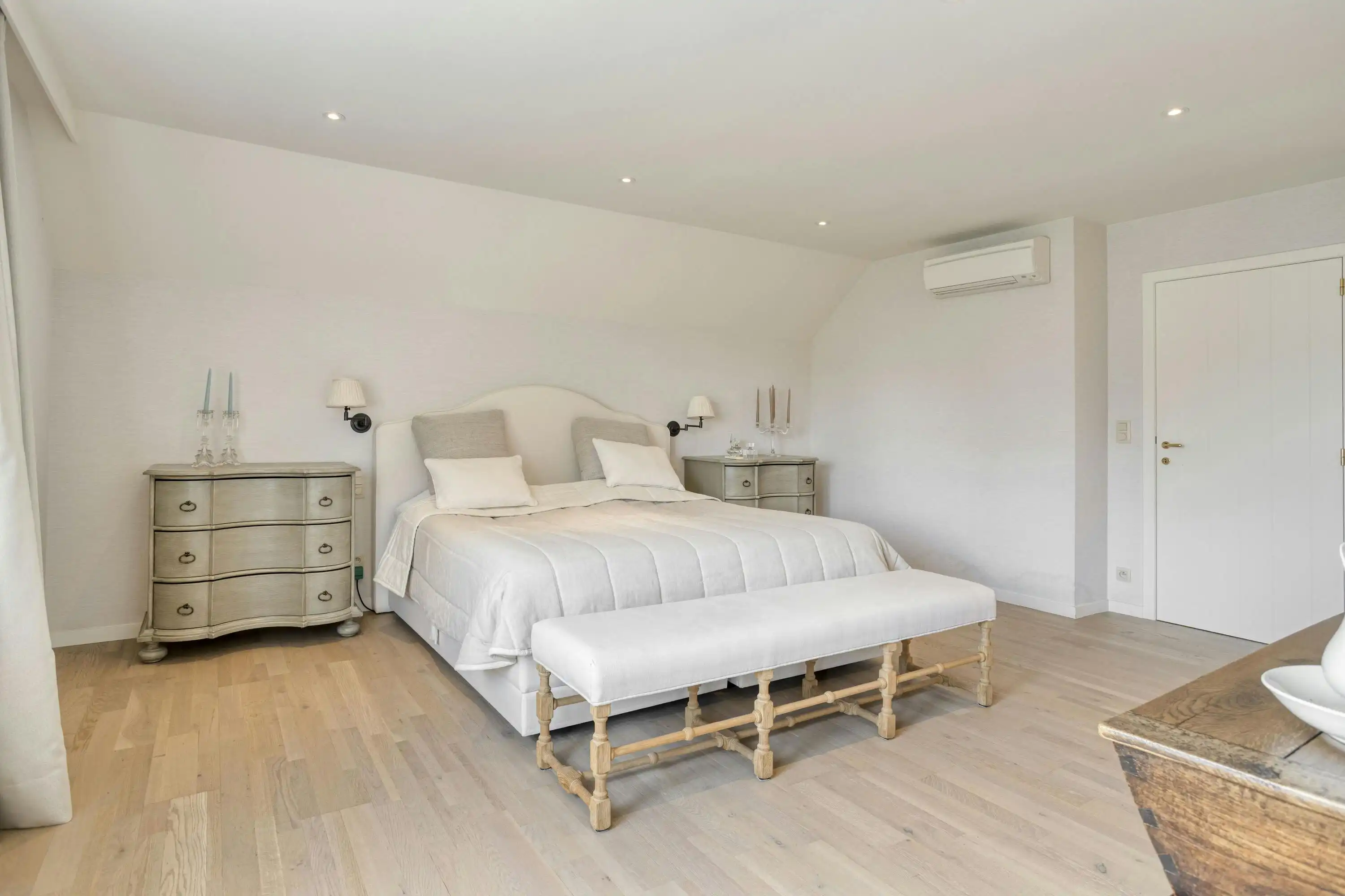 Vrijstaand, hedendaags huis met 5 slaapkamers te Maldegem foto 14