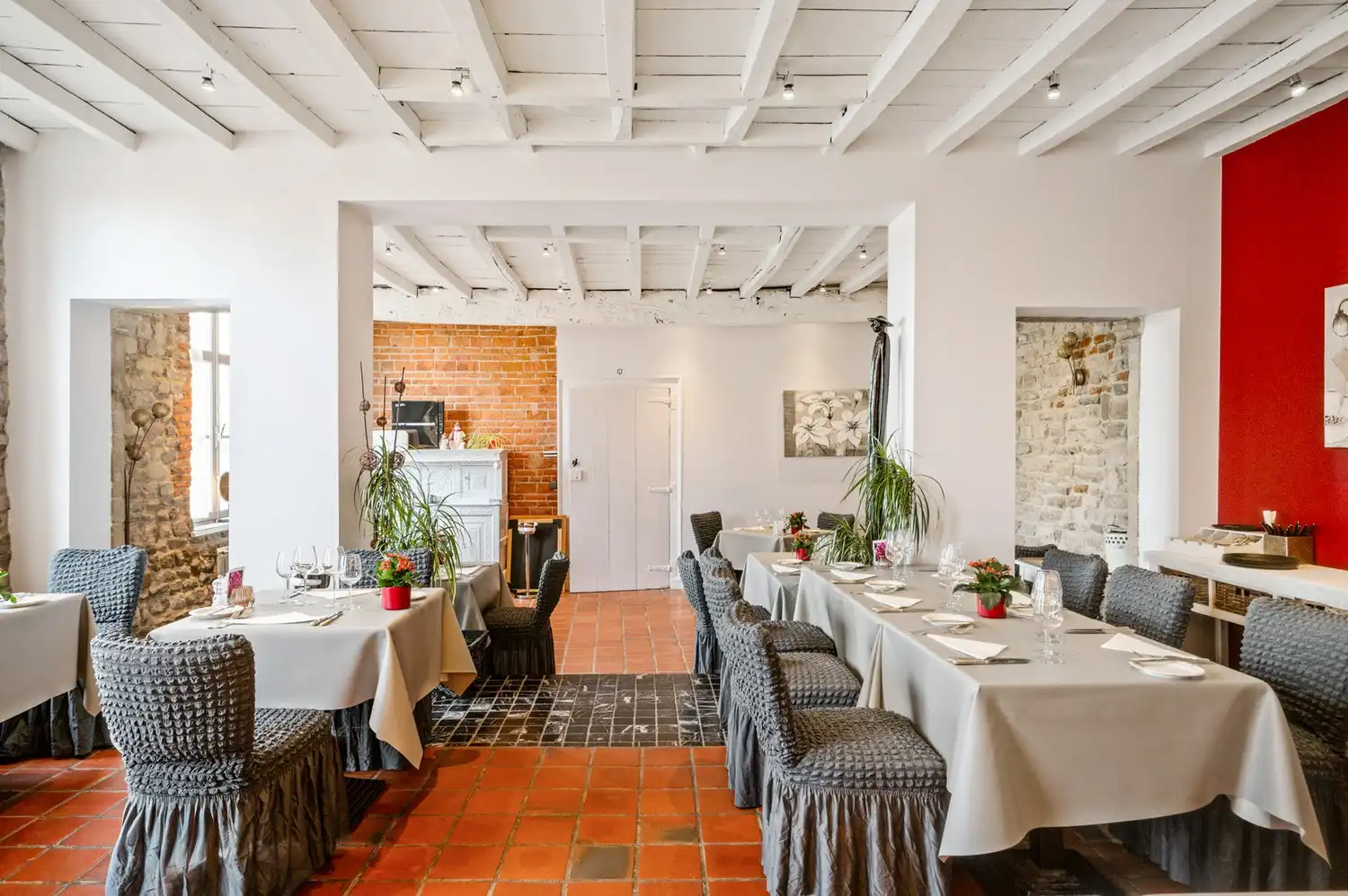 Handelspand met bovengelegen woonst op toplocatie te Erps-Kwerps foto 13