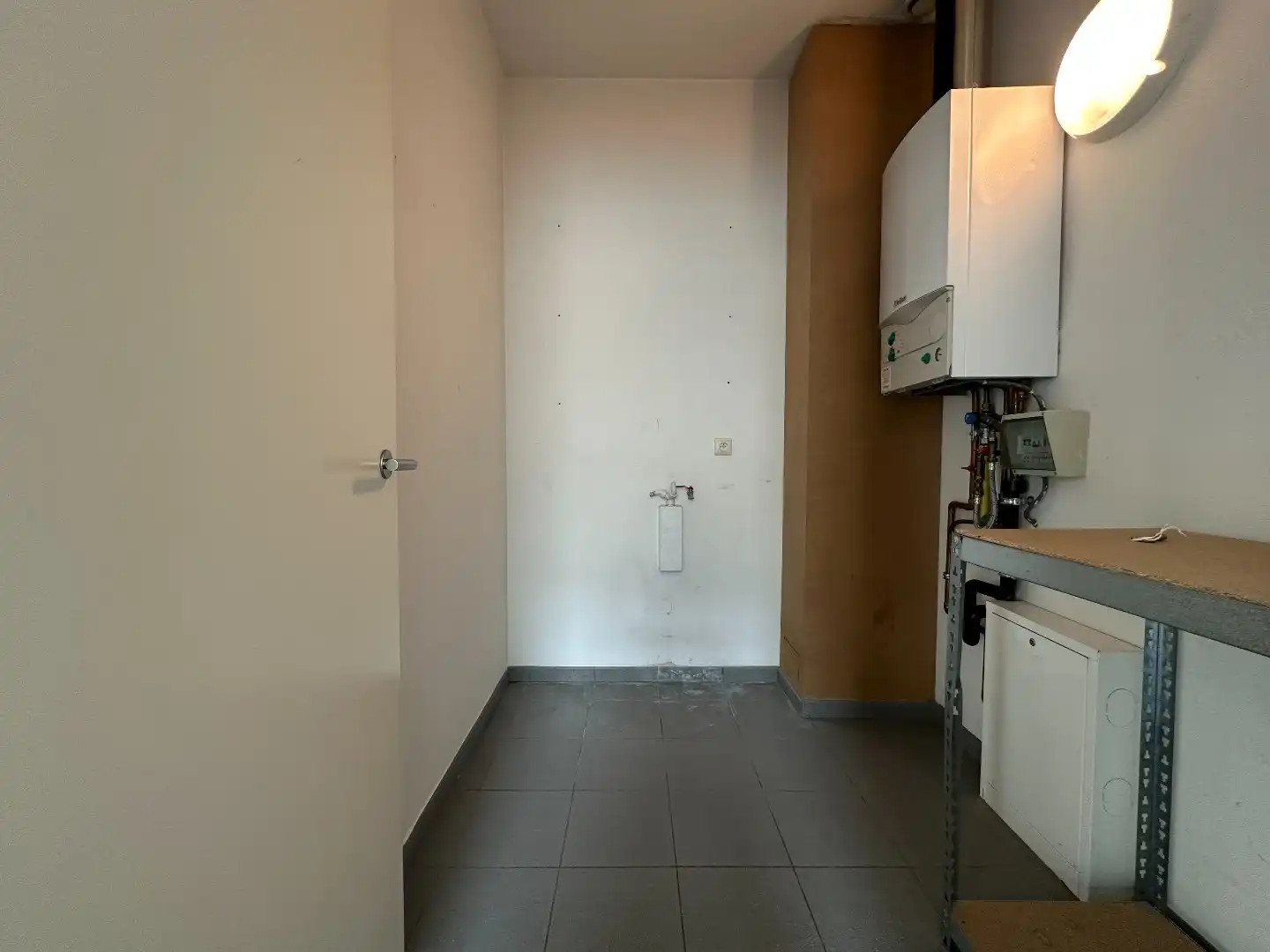 Lichtrijk appartement met 1 slpk en groot zonnig terras, hartje Torhout foto 12