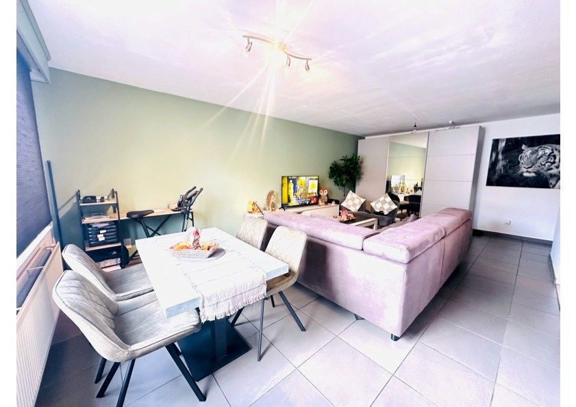 Gelijkvloersappartement met 1 slaapkamer en garage. foto 7